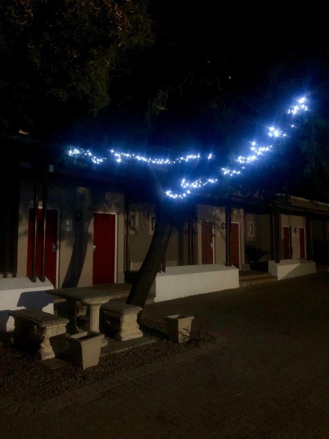 Travel Inn Kroonstad Exterior foto